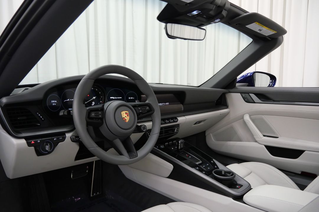 2023 Porsche 911