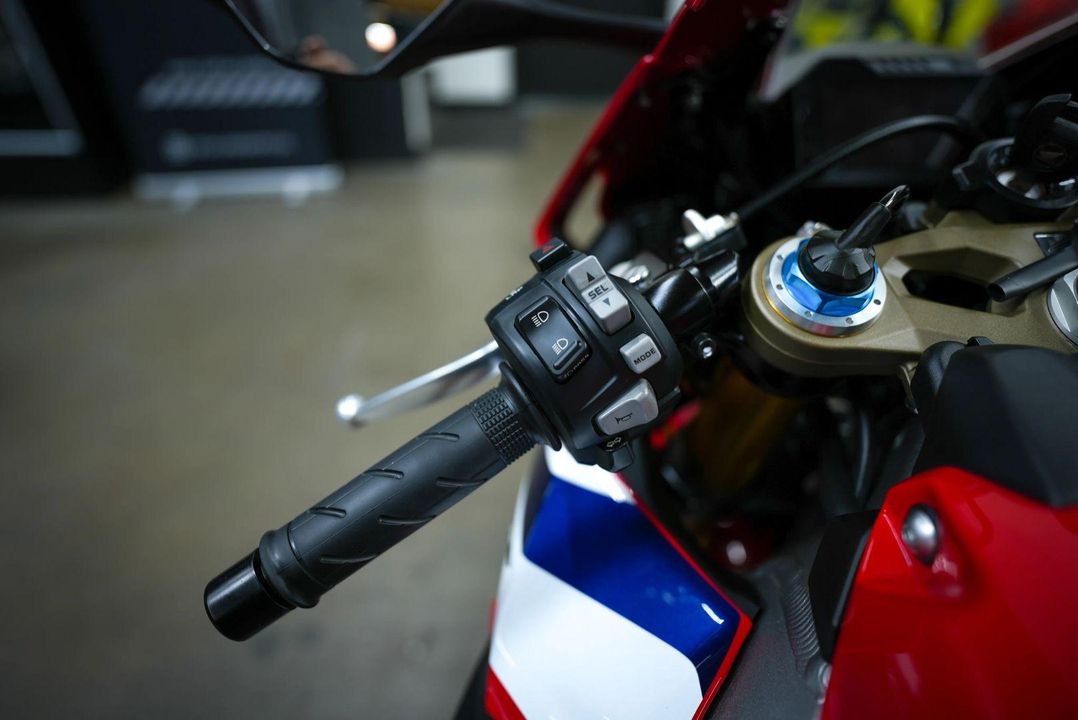 2019 Honda CBRR1000SA SP1