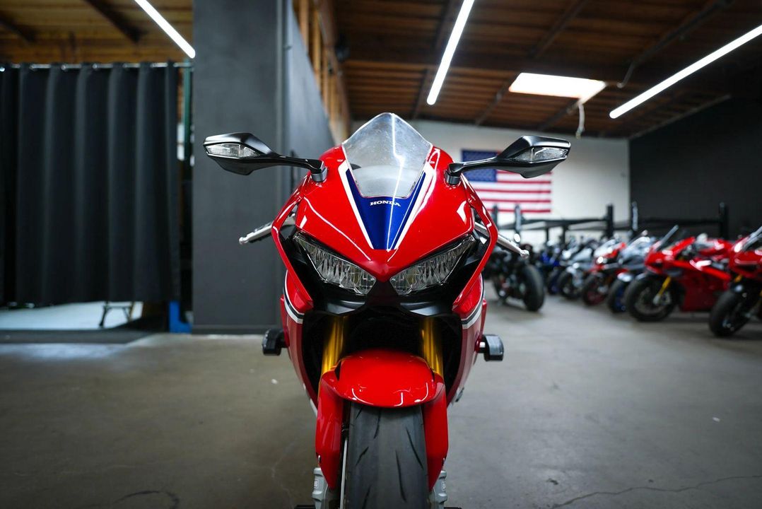 2019 Honda CBRR1000SA SP1
