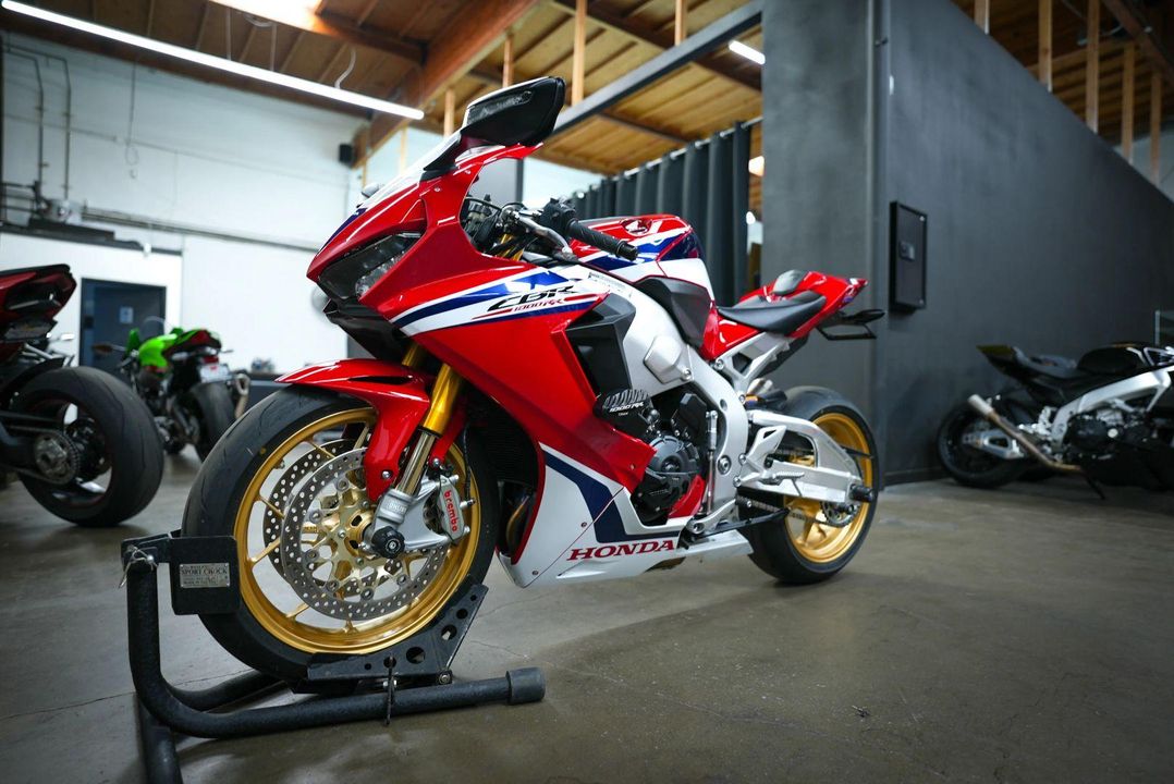 2019 Honda CBRR1000SA SP1