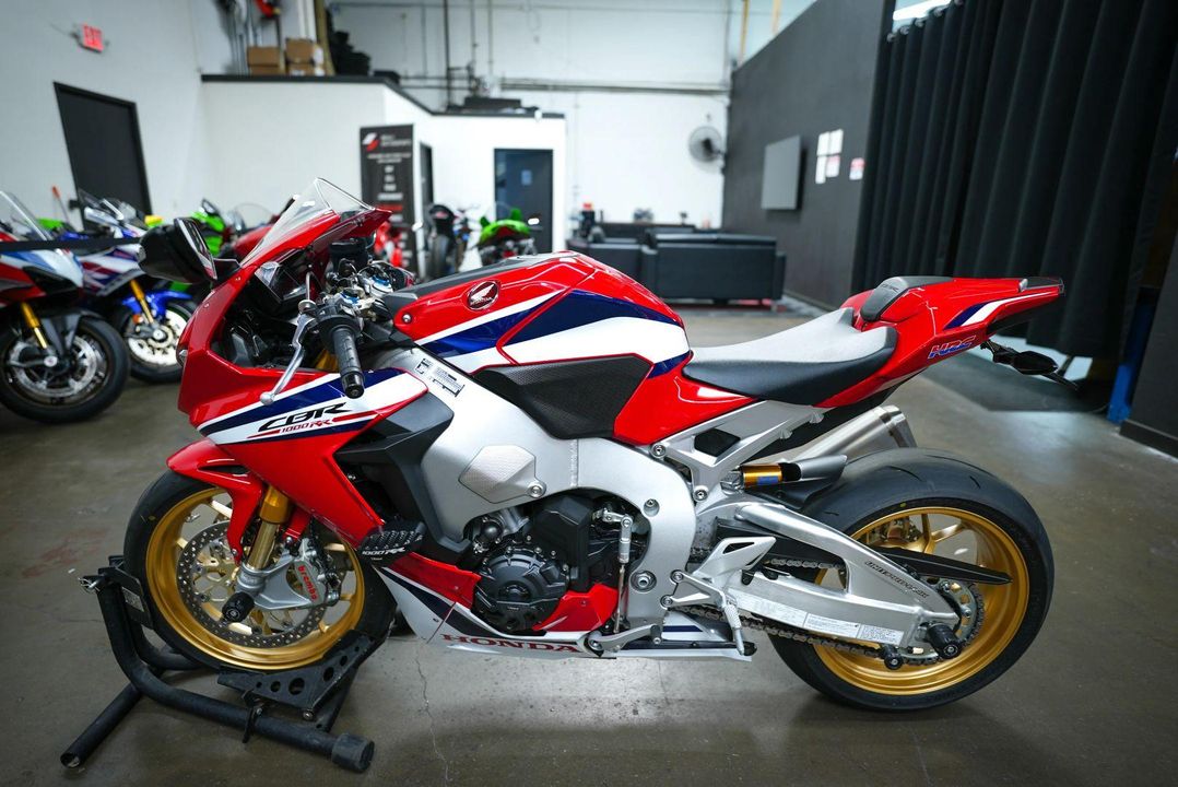 2019 Honda CBRR1000SA SP1