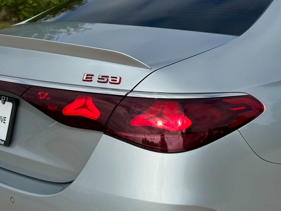 2025 Mercedes-Benz E 53