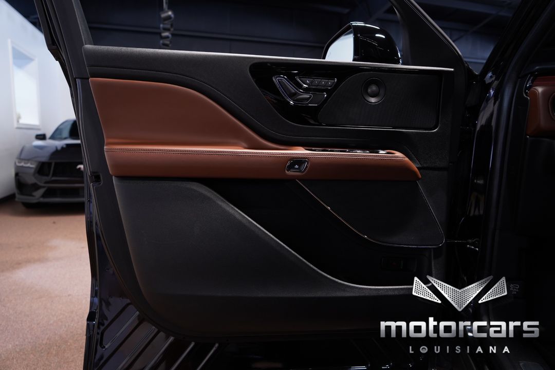 2023 Lincoln Aviator