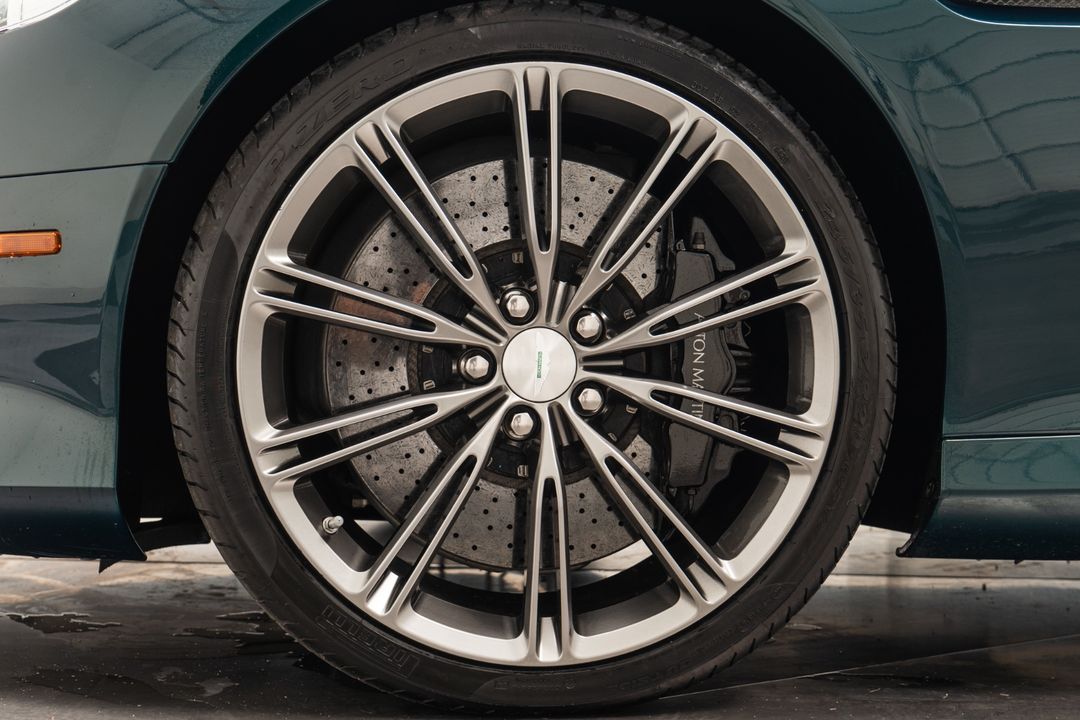 2015 Aston Martin DB9