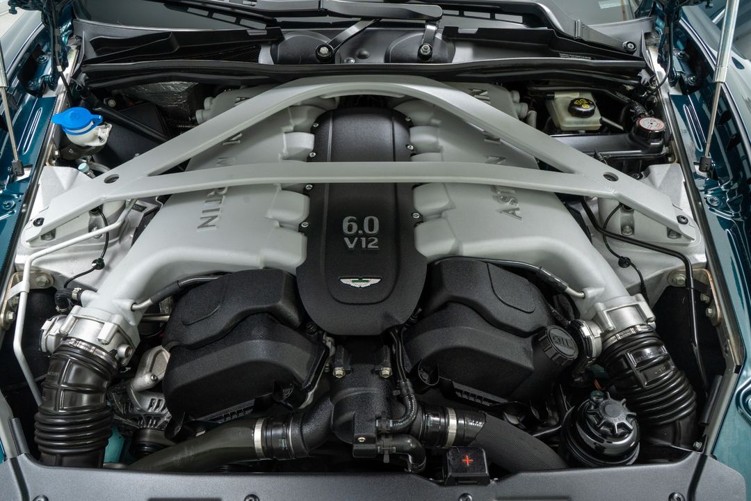 2015 Aston Martin DB9