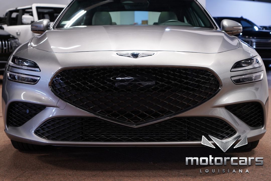 2023 Genesis G70