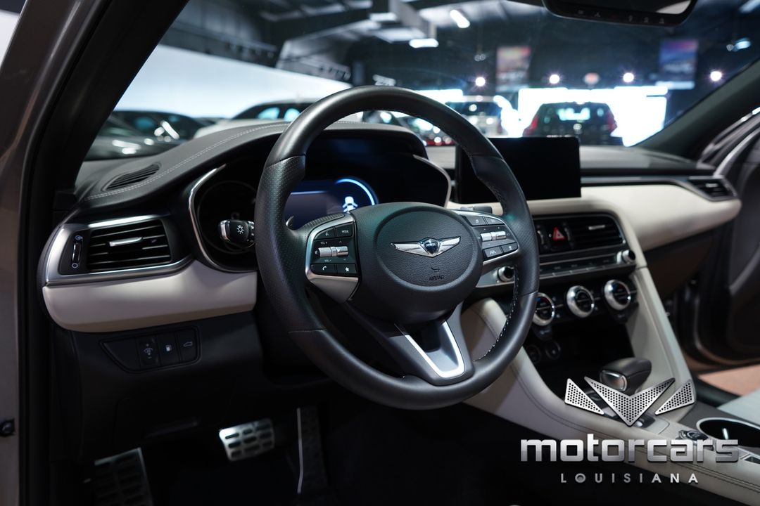 2023 Genesis G70