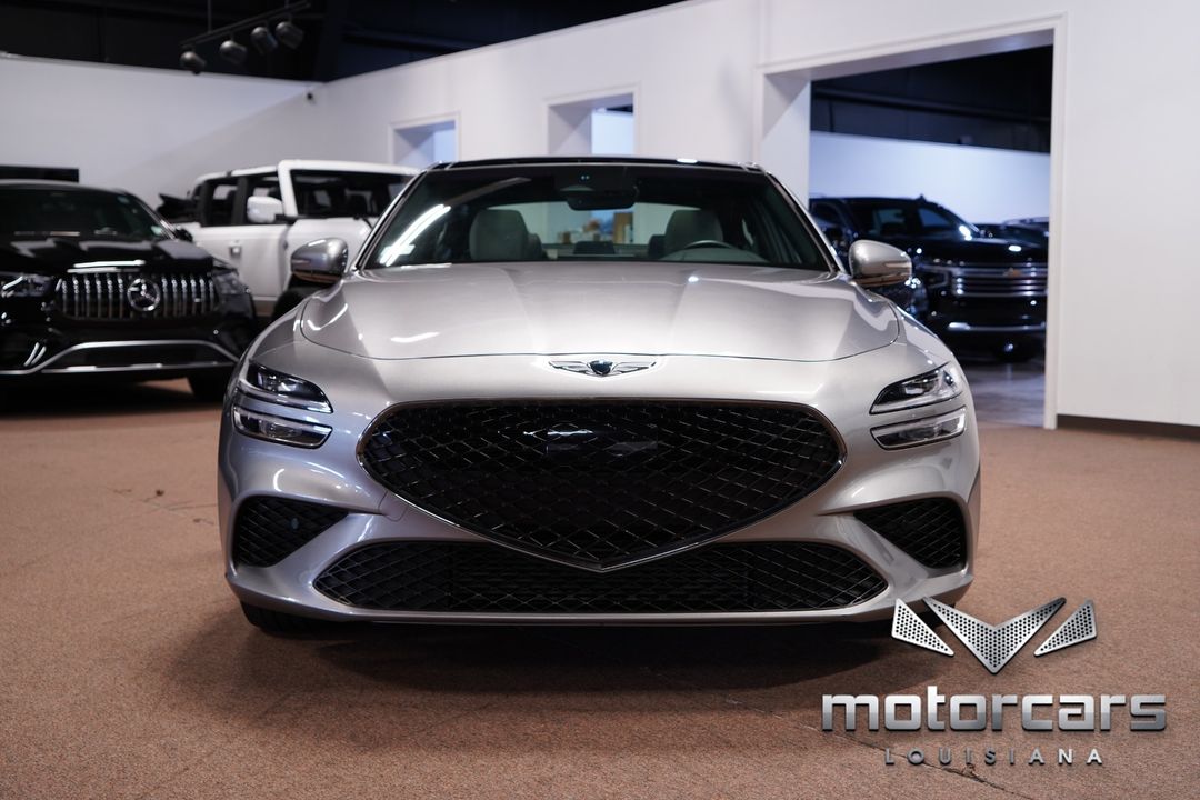 2023 Genesis G70