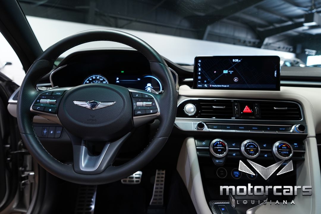 2023 Genesis G70
