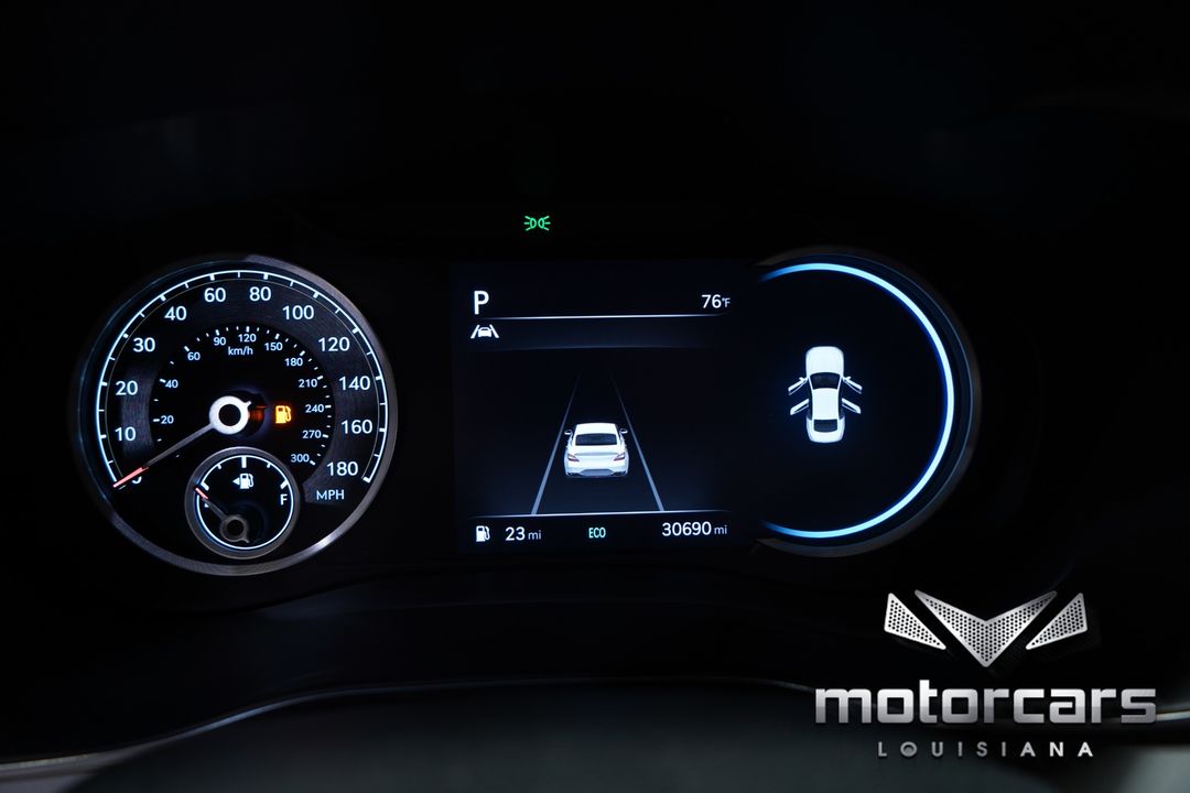 2023 Genesis G70