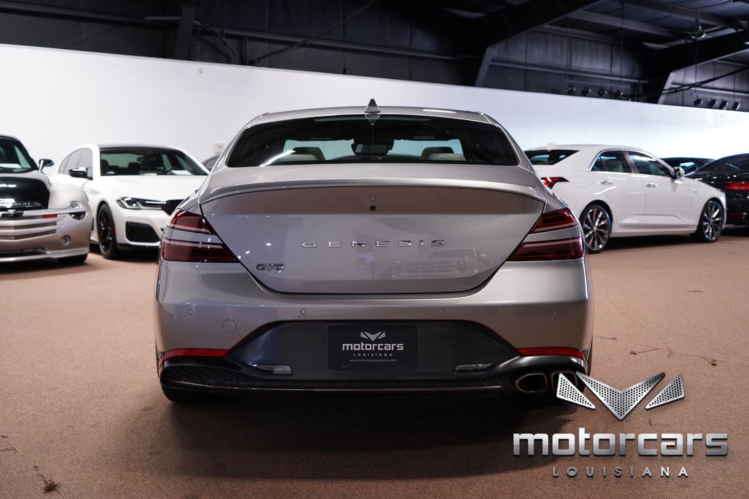 2023 Genesis G70