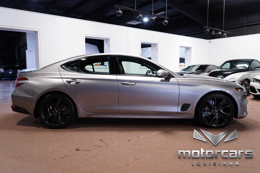 2023 Genesis G70