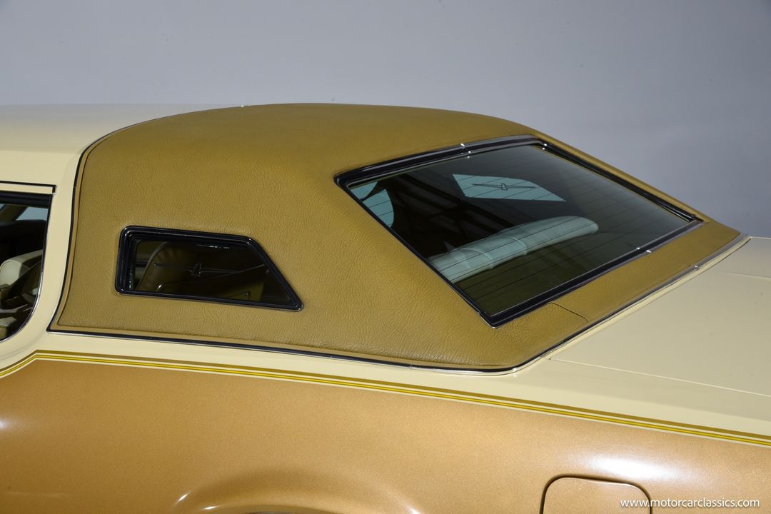 1976 Ford Thunderbird