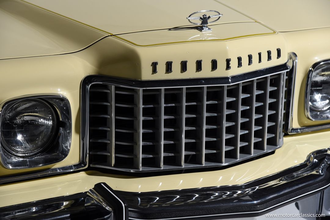 1976 Ford Thunderbird