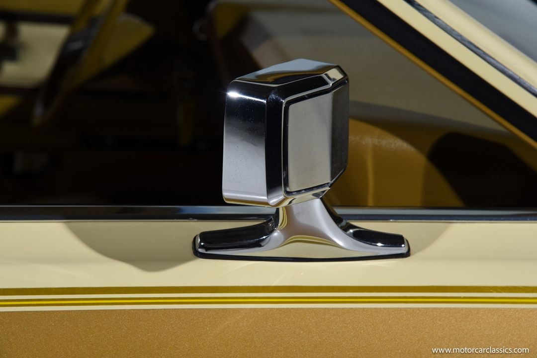 1976 Ford Thunderbird