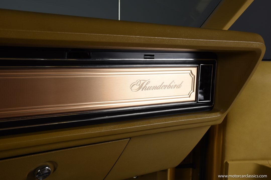 1976 Ford Thunderbird
