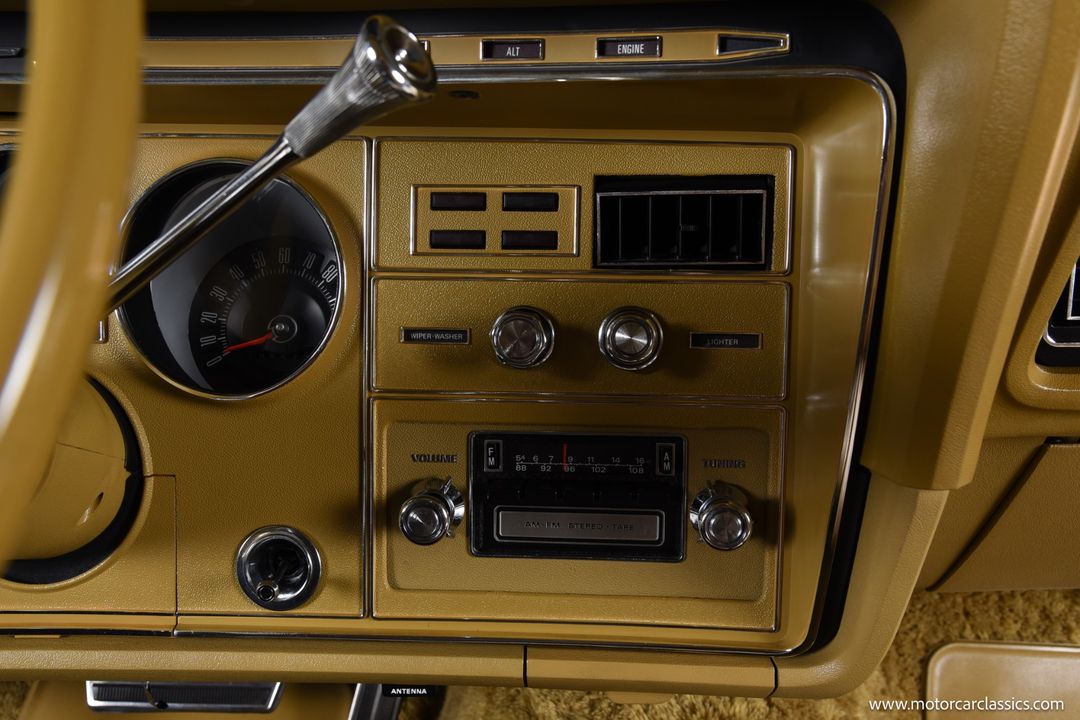 1976 Ford Thunderbird