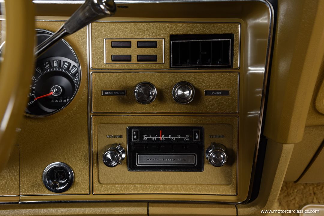 1976 Ford Thunderbird