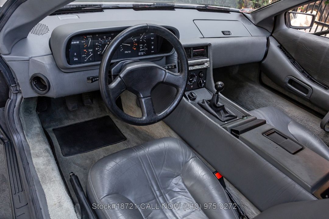 1981 DeLorean DMC-12