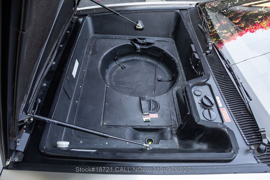 1981 DeLorean DMC-12