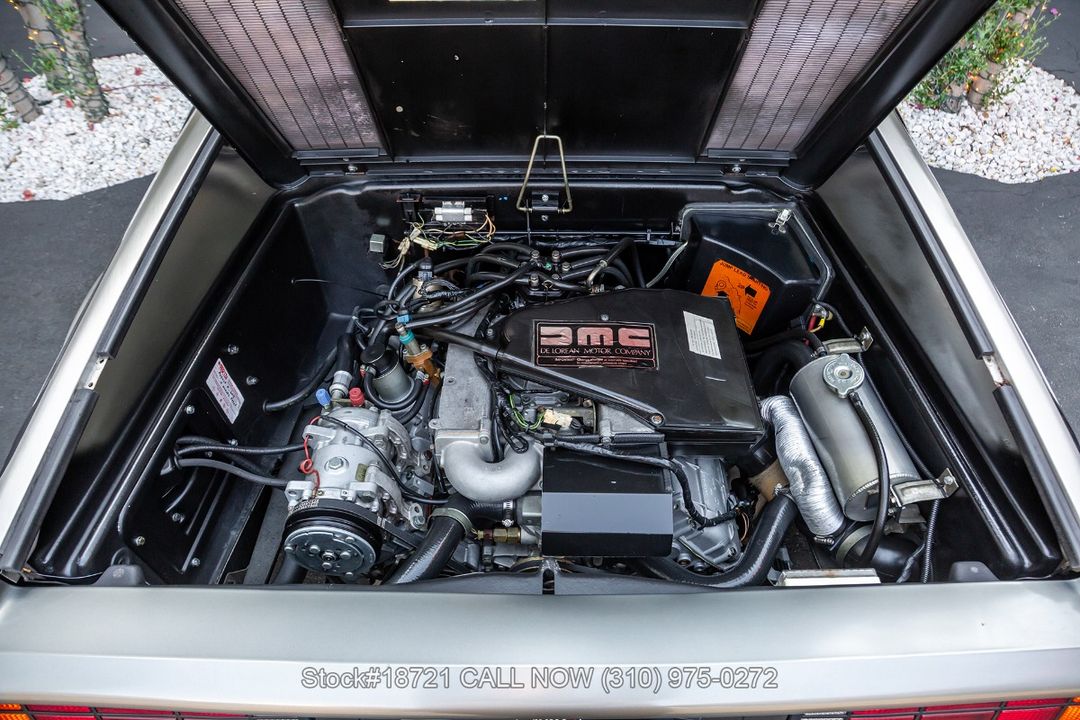 1981 DeLorean DMC-12
