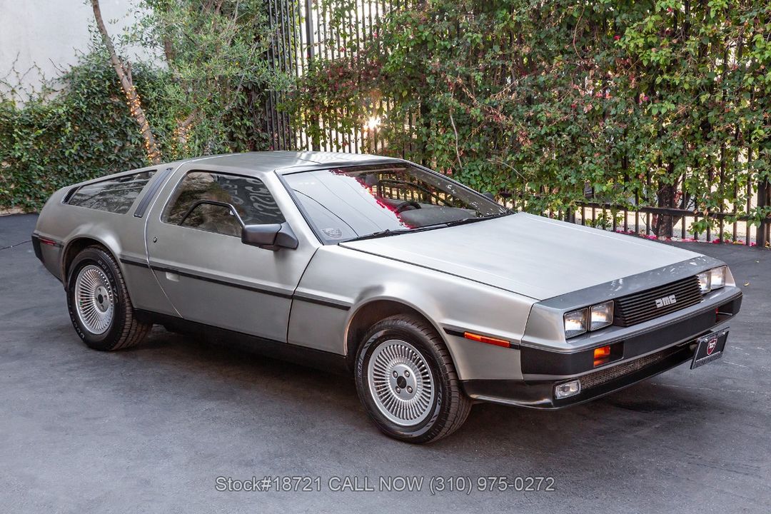 1981 DeLorean DMC-12