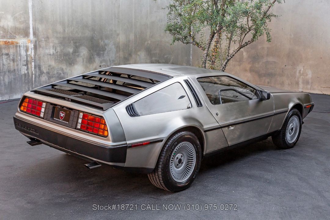 1981 DeLorean DMC-12