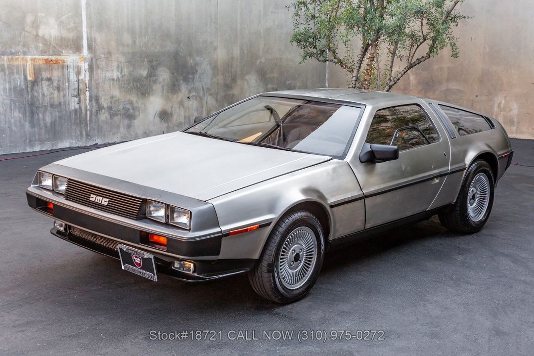 1981 DeLorean DMC-12