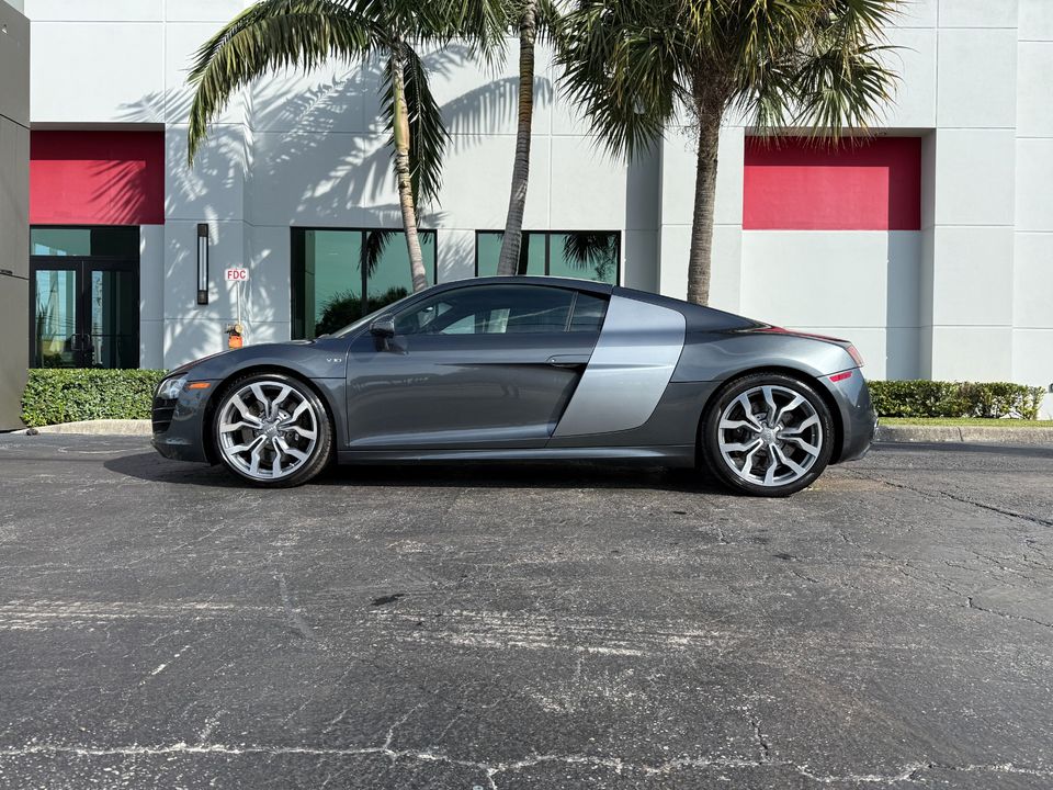 2010 Audi R8