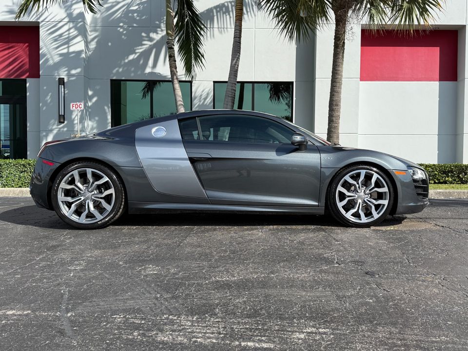 2010 Audi R8