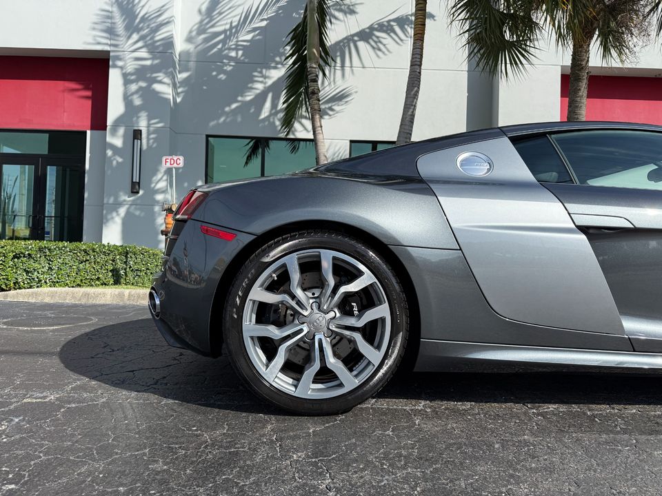 2010 Audi R8