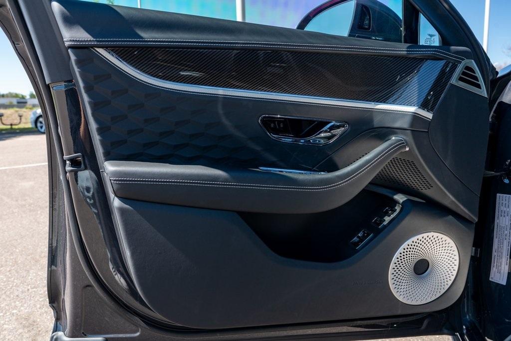 2025 Bentley Flying Spur