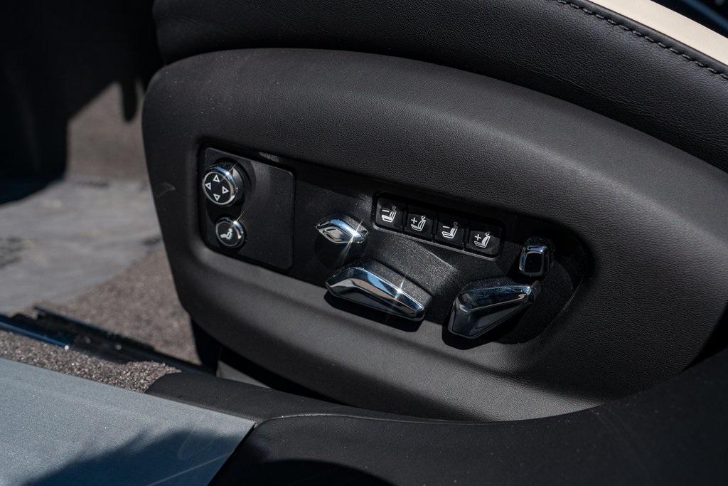 2025 Bentley Flying Spur