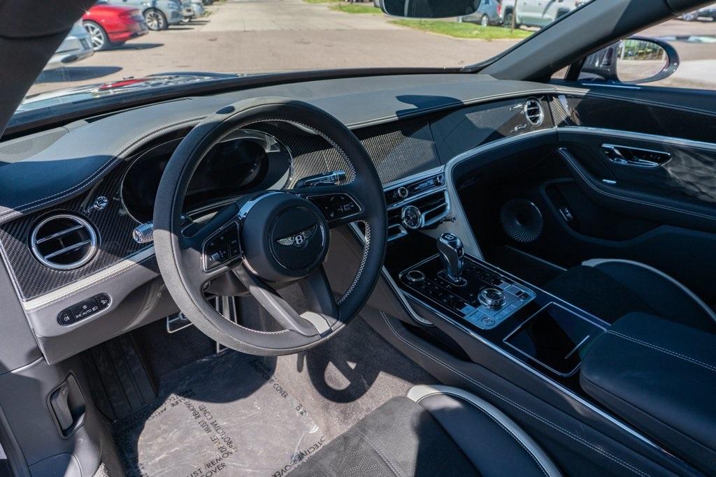 2025 Bentley Flying Spur