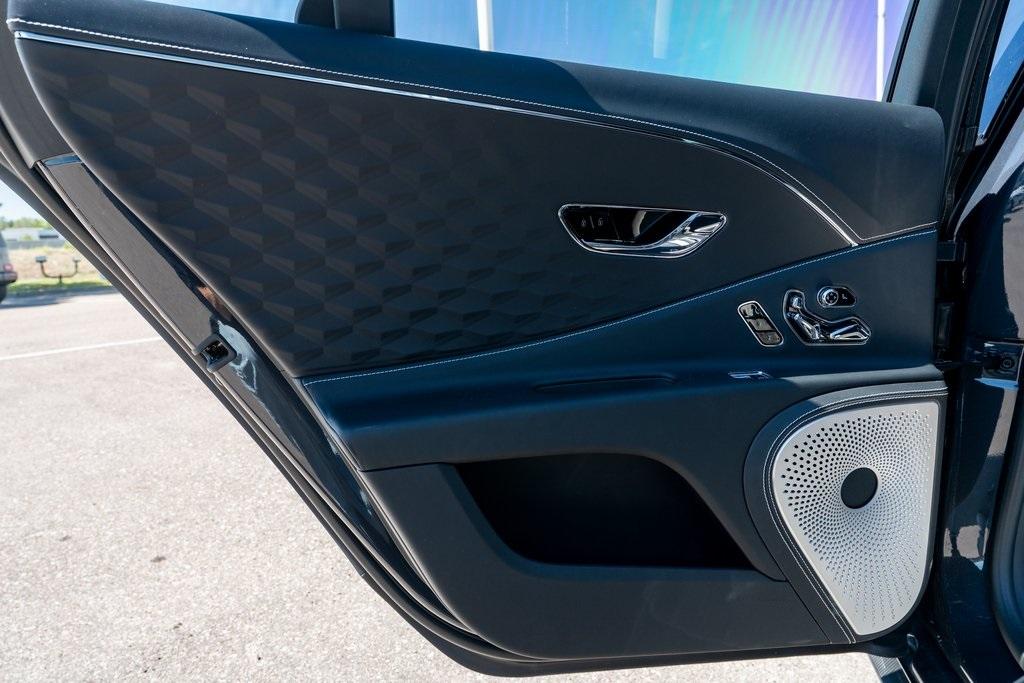 2025 Bentley Flying Spur