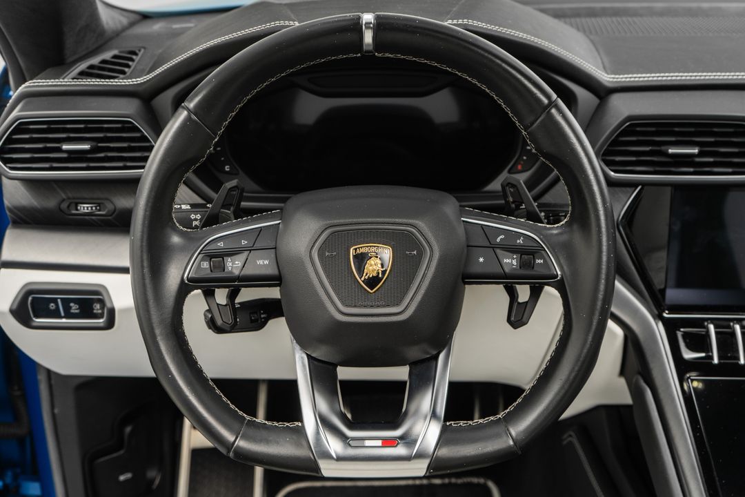 2022 Lamborghini Urus