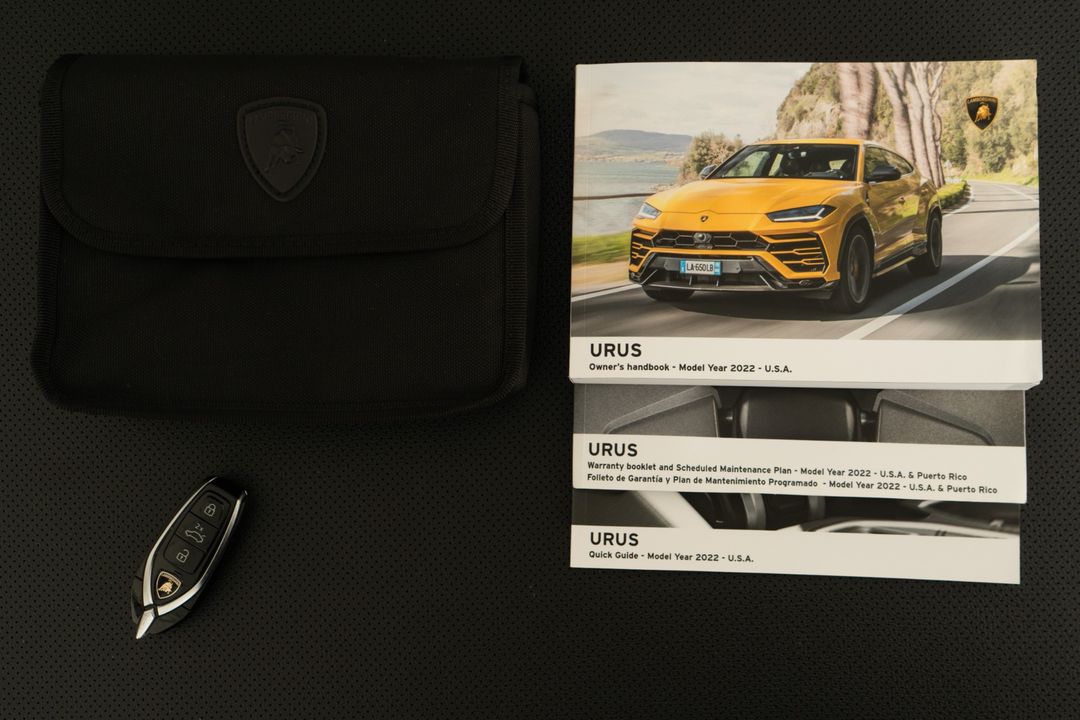 2022 Lamborghini Urus