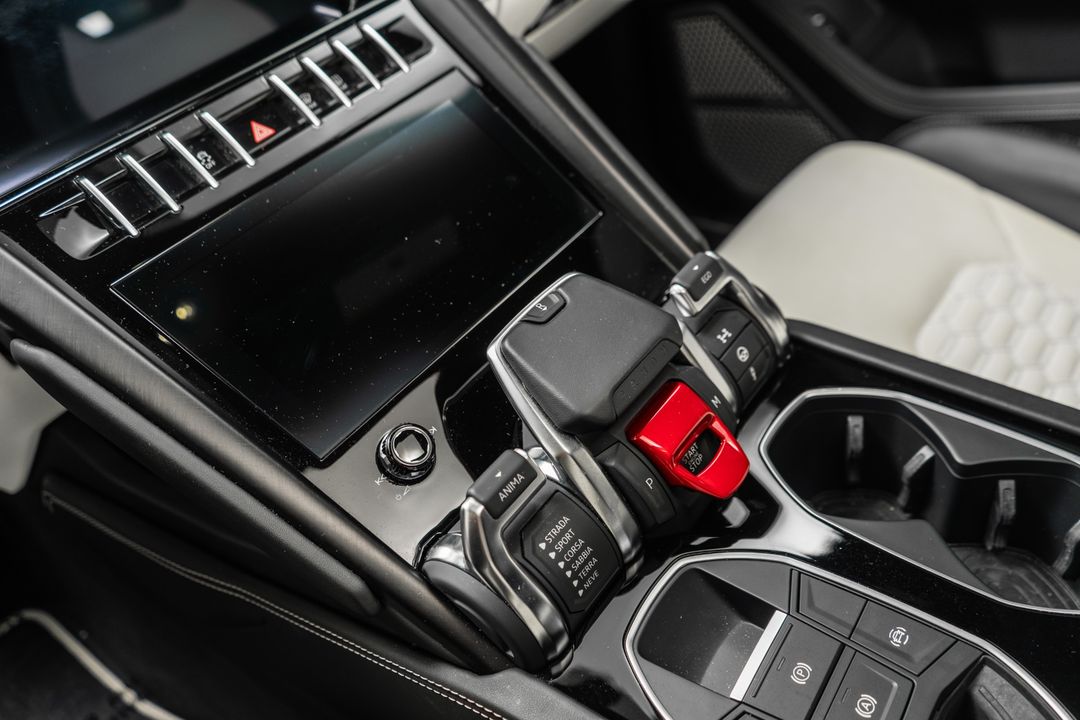 2022 Lamborghini Urus