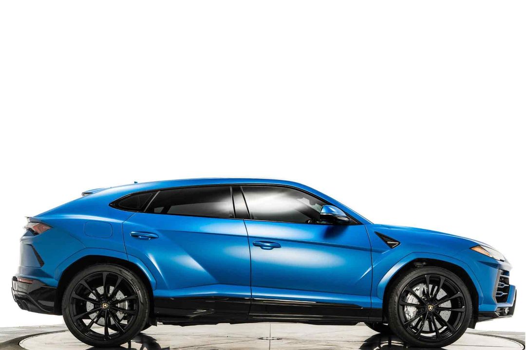 2022 Lamborghini Urus