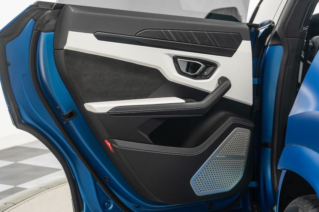 2022 Lamborghini Urus