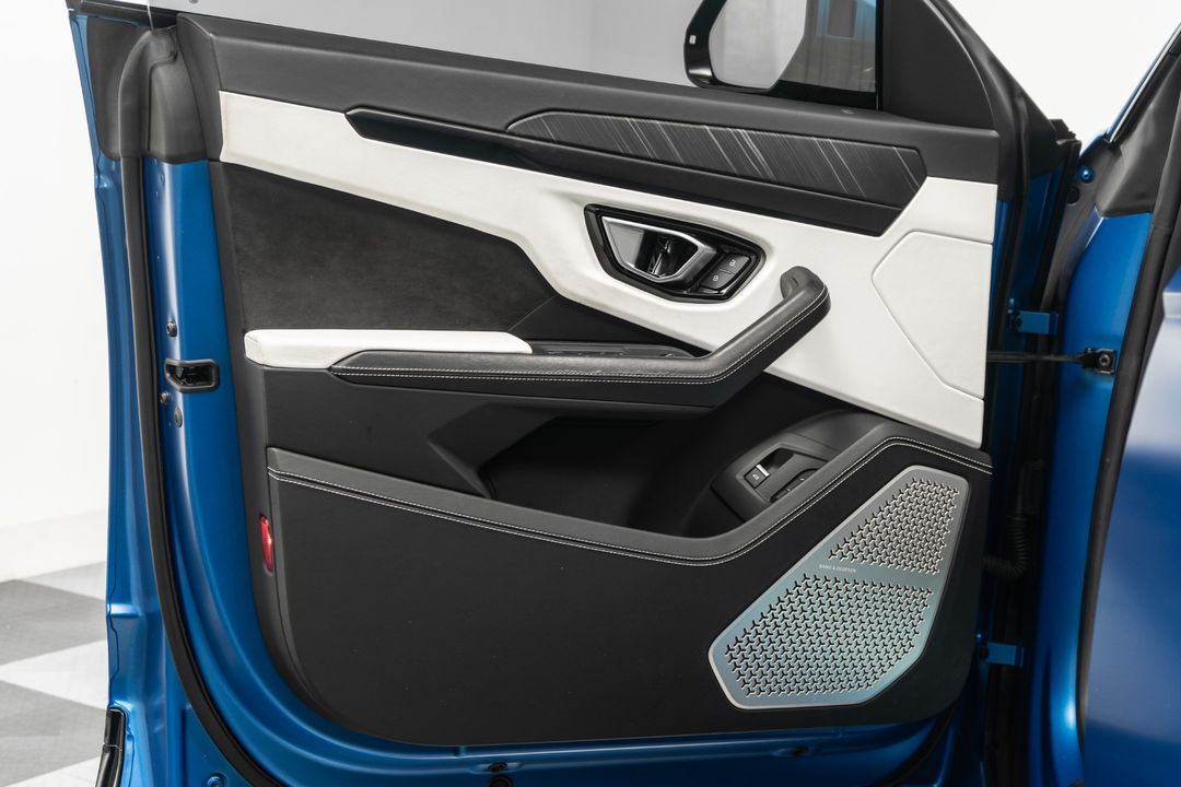 2022 Lamborghini Urus