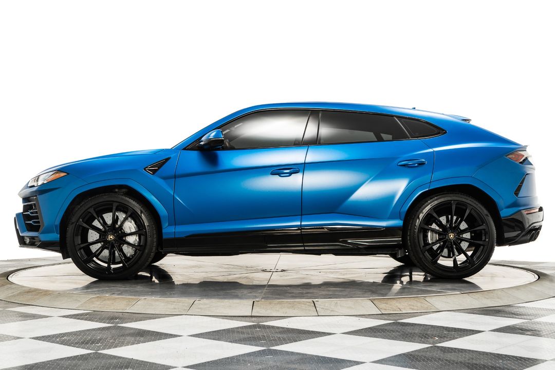 2022 Lamborghini Urus