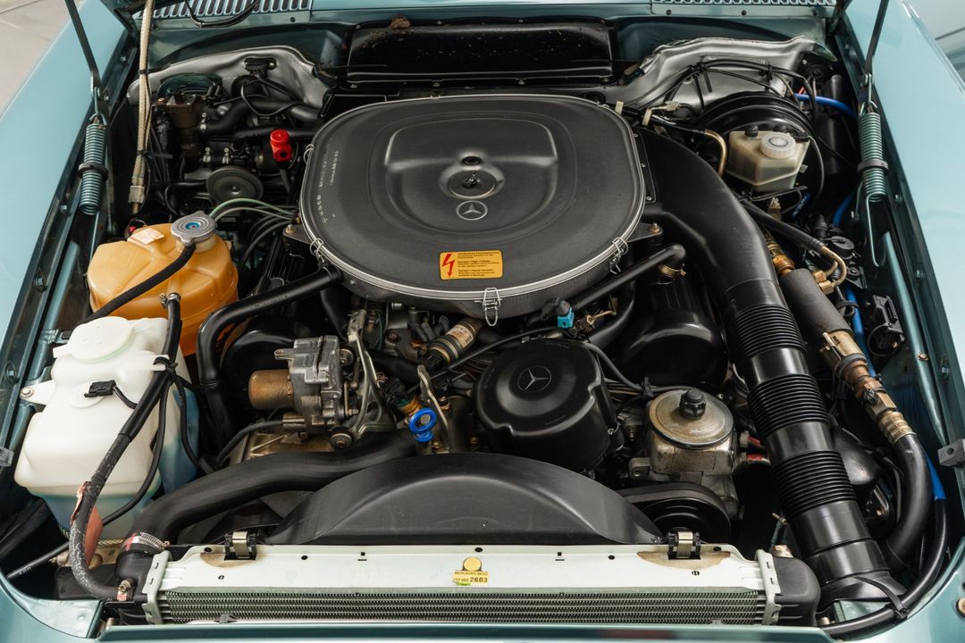 1989 Mercedes-Benz 560 SL