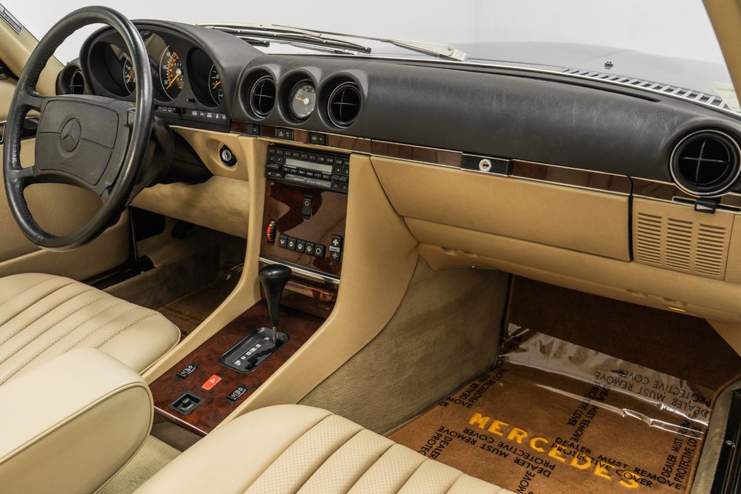 1989 Mercedes-Benz 560 SL