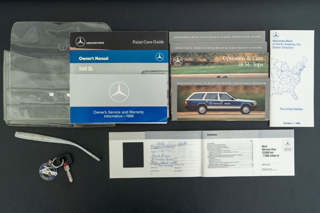 1989 Mercedes-Benz 560 SL