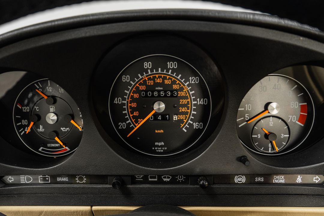 1989 Mercedes-Benz 560 SL