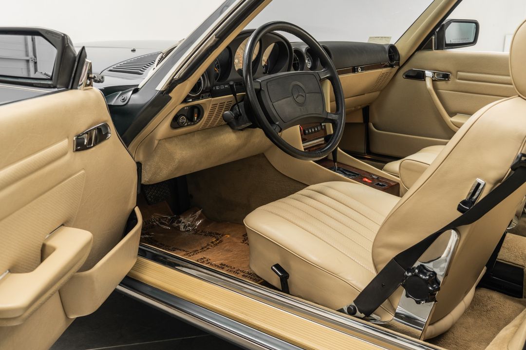 1989 Mercedes-Benz 560 SL
