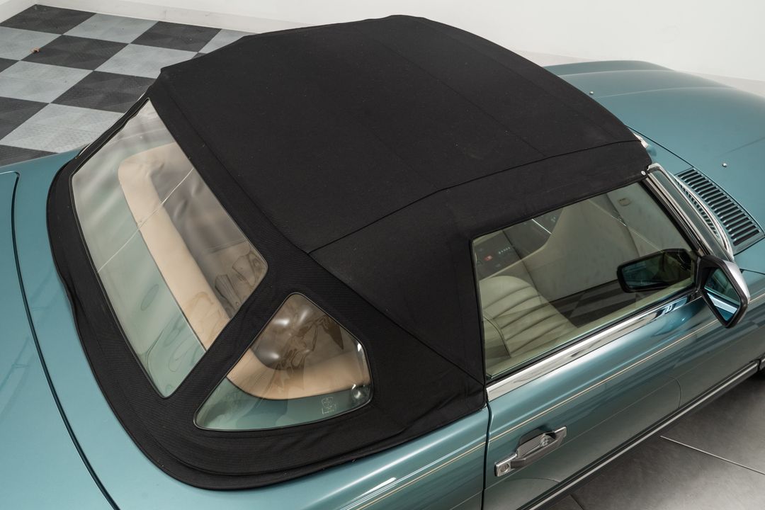 1989 Mercedes-Benz 560 SL