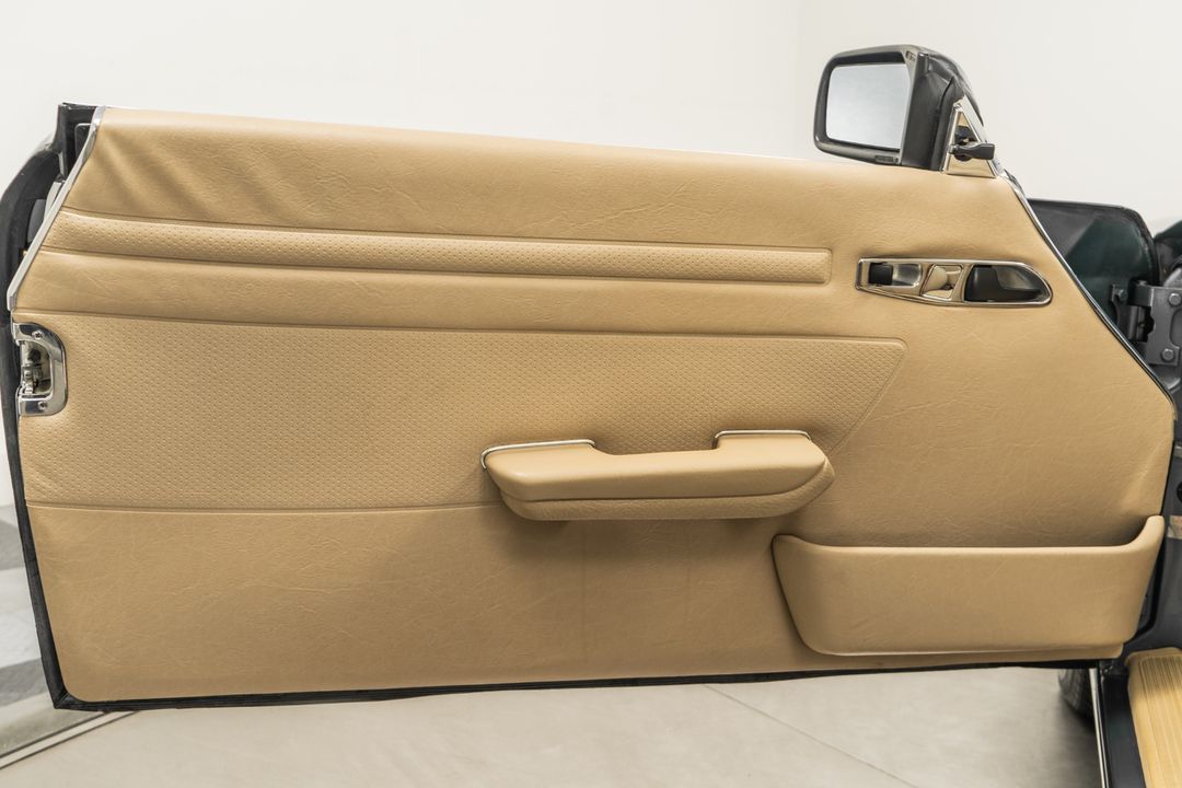 1989 Mercedes-Benz 560 SL