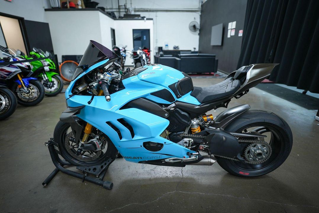 2021 Ducati Panigale V4 S